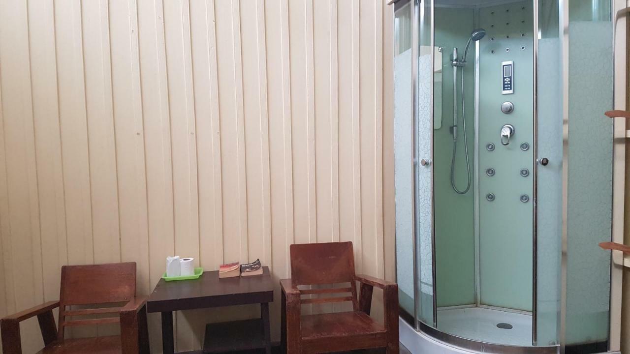 The Midtown Hotel And Cafe ترانغ المظهر الخارجي الصورة